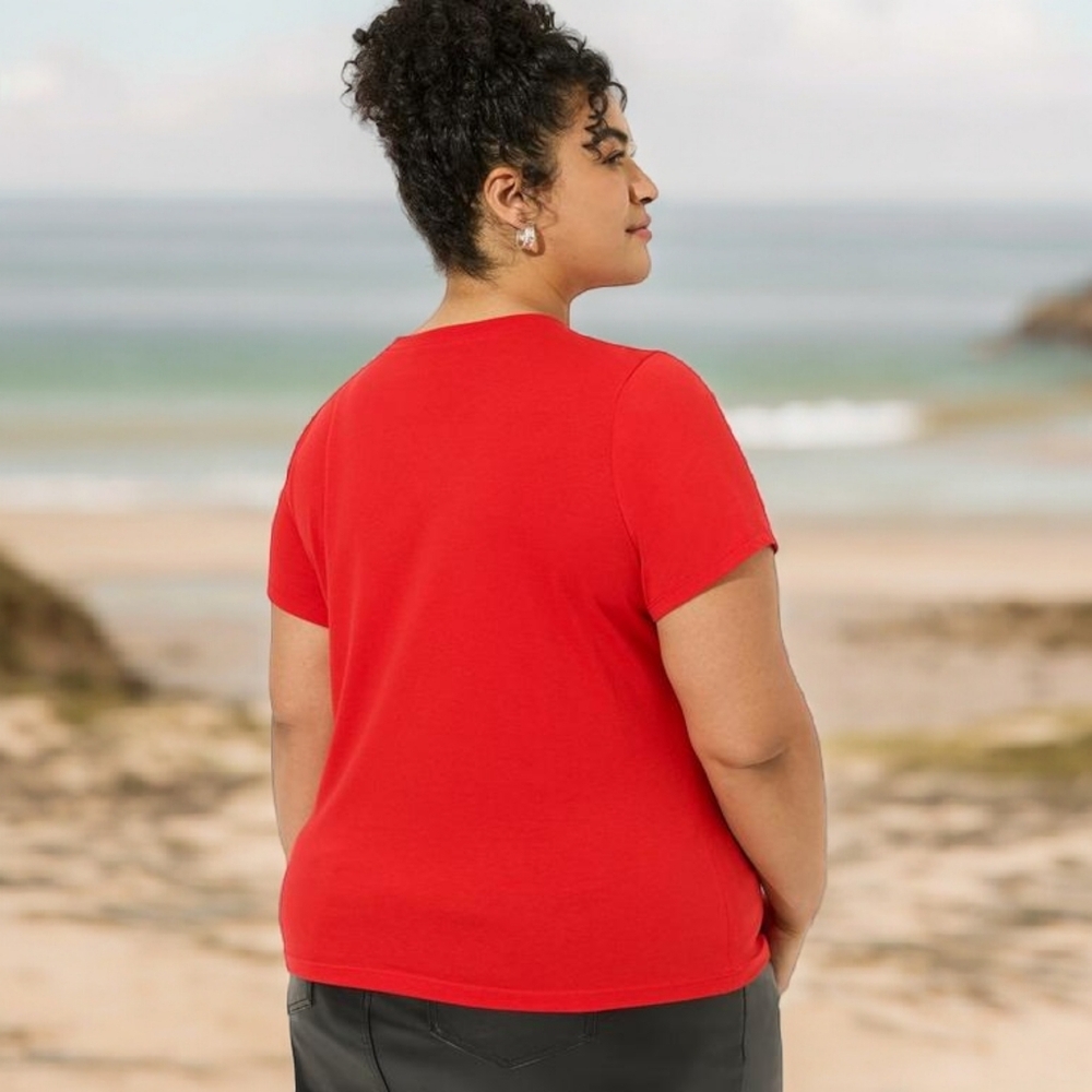 NWT - HELLO KITTY CREW NECK TEE - TORRID - SIZE 2X - Picture 4 of 9